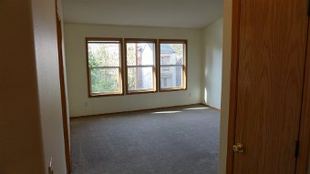 Master Bedroom.JPG